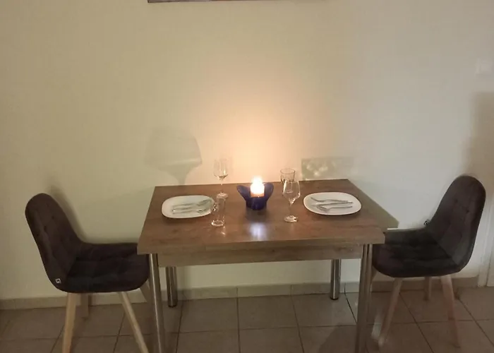 아파트 Cozy One Bedroom 스파르티